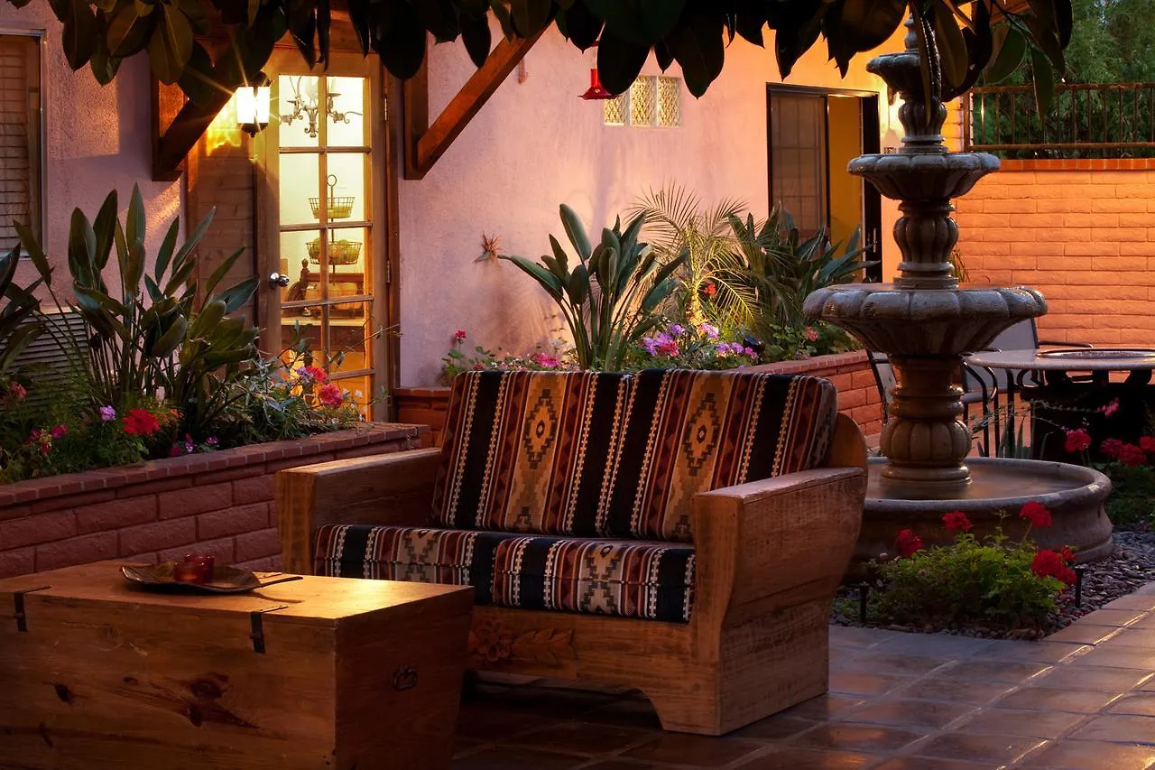 Hotel California Palm Springs